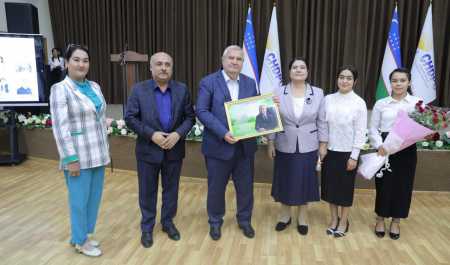 Maʼrifatga yo‘g‘rilgan to‘plam taqdimoti