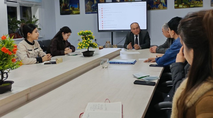 Yoshlar kengashi a’zolari bilan yig‘ilish