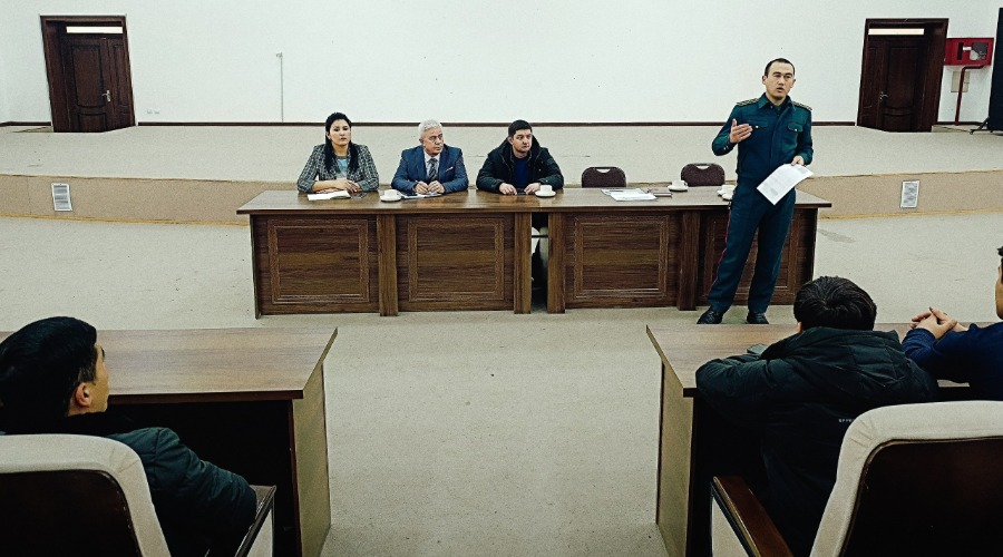 "Yoshlarning ma’naviy axloqiy holatiga salbiy ta’sir ko‘rsatuvchi huquqbuzarlik, giyohvandlik, axloqsizlik kabi muammolarni bartaraf etishning samarali yo‘llari" mavzusida uchrashuv va davra suhbati