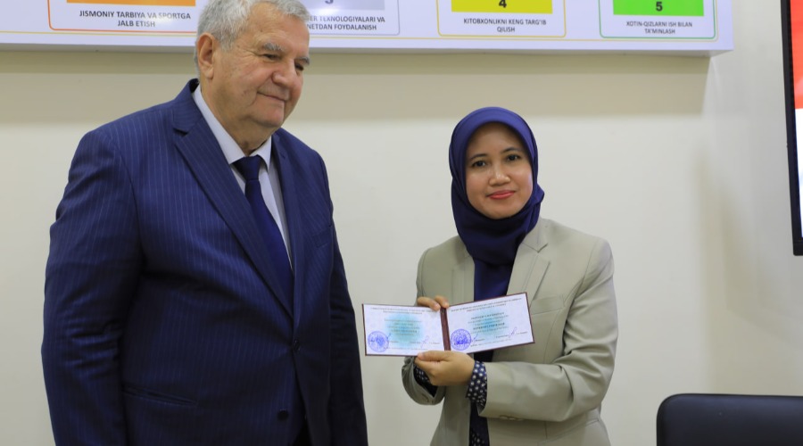 Indoneziyalik professorlar ChDPU “Faxriy professori” faxriy unvoni bilan taqdirlandi