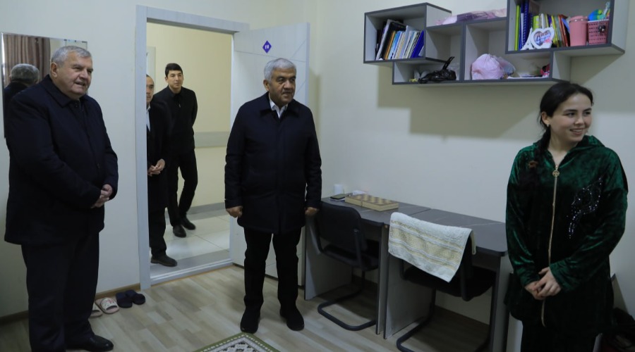 Respublika ishchi guruhi Chirchiq davlat pedagogika universitetida oʻrganish ishlarini olib bormoqda.