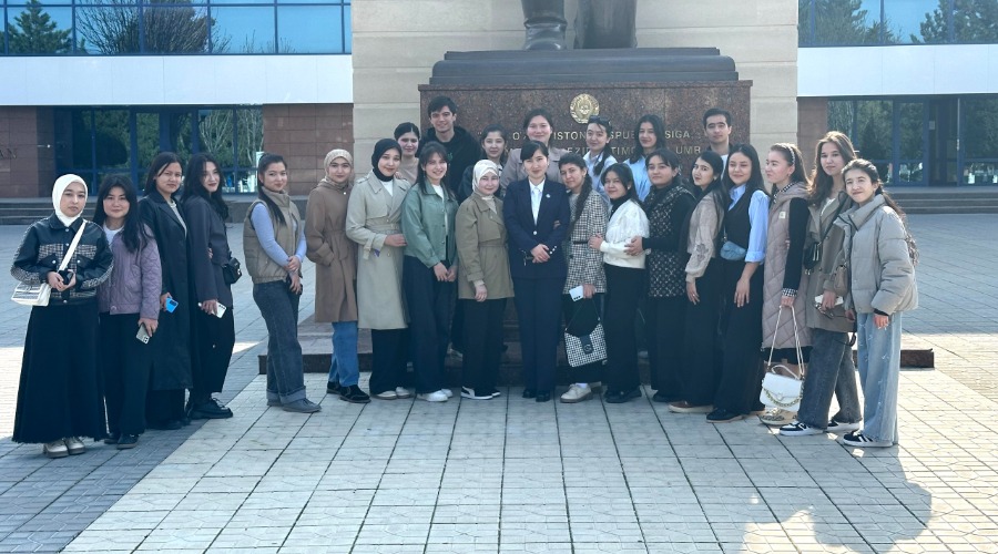 Chirchiq davlat pedagogika universiteti talabalari Qurolli Kuchlar muzeyiga tashrif buyurdi!