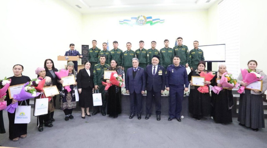 14-yanvar Vatan himoyachilari kuni munosabati bilan harbiy qismda tadbir