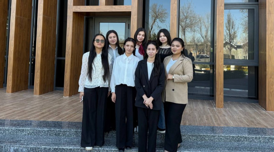 YOSHLAR AKADEMIYASI A'ZOLARI "ILMDAN BIZNESGACHA" FORMUDA