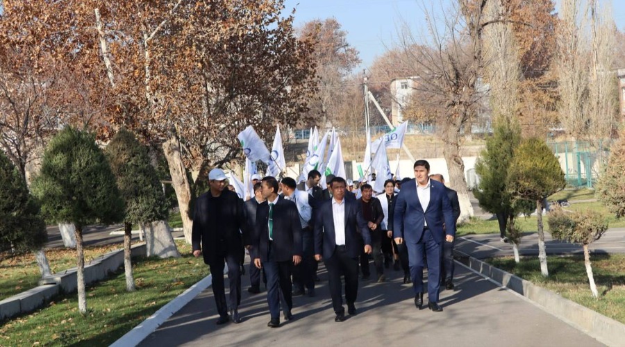 CHDPU hamkorligidagi Yoshlar Ekoforumi ekologik madaniyatni, jismoniy faollikni va eko–faol talabalar tashabbuslarini targ‘ib etishga qaratildi.”