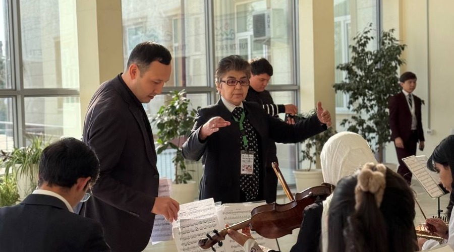 Chirchiq davlat pedagogika universitetida “Oliy pedagogik ta’limda tasviriy san’at, chizmachilik va musiqa fanlarini o‘qitishda zamonaviy yondashuv va tendensiyalar” mavzusida xalqaro ilmiy-amaliy konferensiya bo‘lib o‘tmoqda.