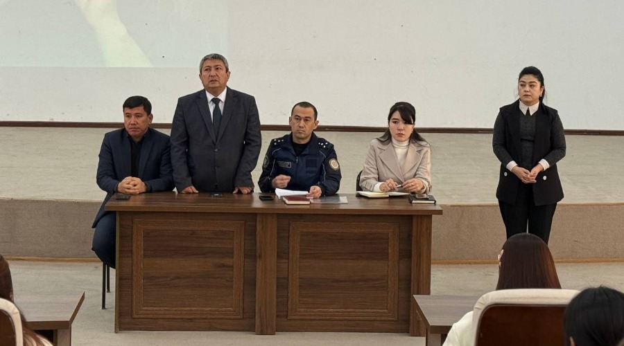 Aniq fanlar fakultetida “Kelajak soati” darsi o‘tkazildi