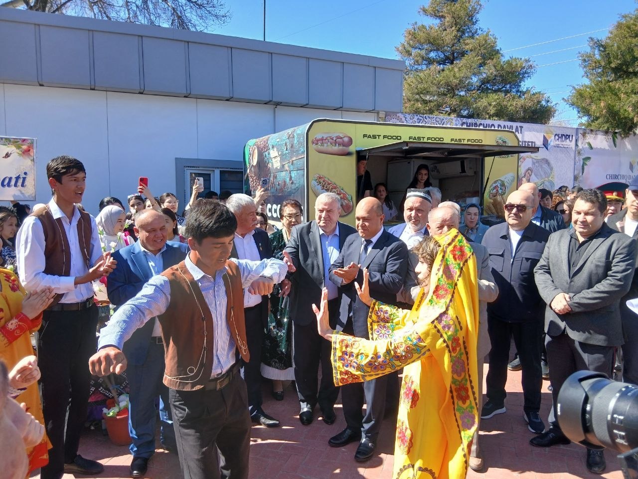 Navro'z bayrami - yangilanish va bahor shukuhi!