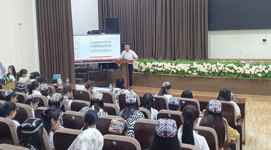 GUMANITAR FANLAR FAKULTETI TALABALARI UCHUN SEMINAR TASHKIL ETILDI.