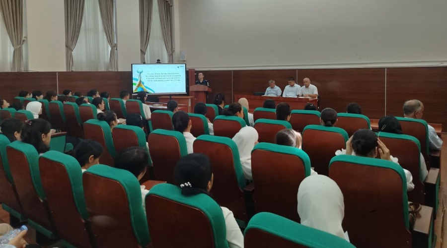 Chirchiq davlat pedagogika universitetida “Jaholatga qarshi – maʼrifat bilan kurash!” va “Inson qadri va huquqlarining ustuvorligi – taraqqiyot poydevori” mavzusida davra suhbati bo'lib o'tdi.