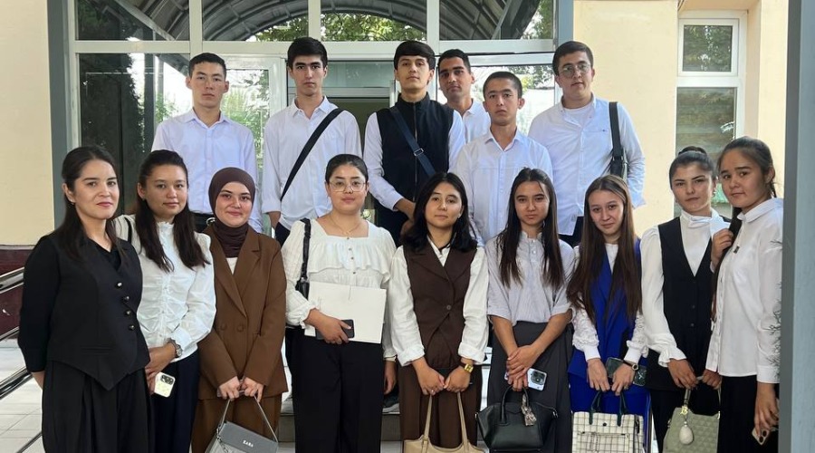 CHDPU talabalari "Inson" ijtimoiy xizmatlar markaziga tashrif buyurdi.