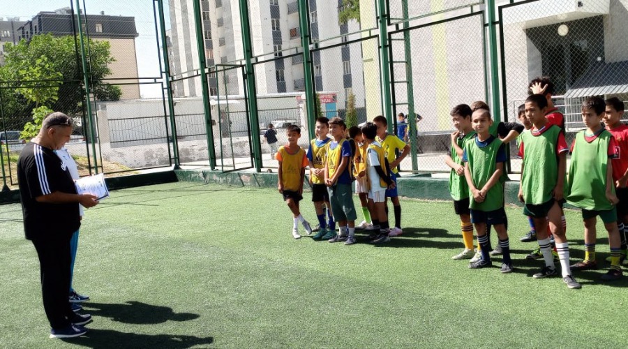 Jismoniy madaniyat fakultetining Jismoniy madaniyat va sport kafedrasi o‘qituvchilari tashabbusi bilan Chirchiq shahridagi umumta’lim maktablari o‘rtasida futbol musobaqasi o‘tkazildi.