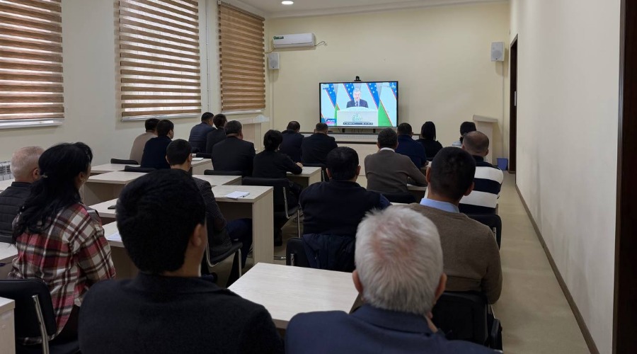 O‘zbekiston Respublikasi Prezidenti Shavkat Mirziyoyev Oliy Majlis va O‘zbekiston xalqiga Murojaatnoma bilan chiqdi.