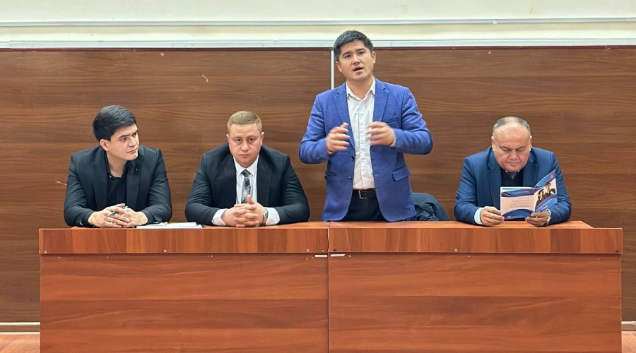 Bitiruvchi talabalari uchun “Kelajakka Qadam” dasturi