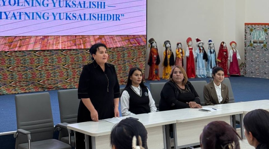 “Ayolning yuksalishi — jamiyatning yuksalishidir” mavzusida talaba qizlar bilan suhbat bo‘lib o‘tdi.