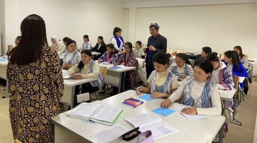 "Milliy qadriyatlar san’ati"mavzusida Esse yozish....