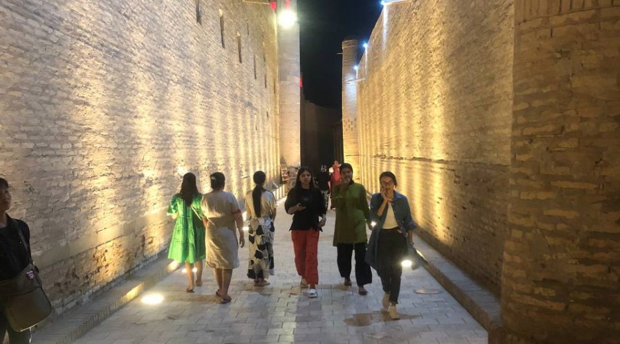 “Vatan bo‘ylab sayohat” loyihasi doirasida Xiva sari sayohat!