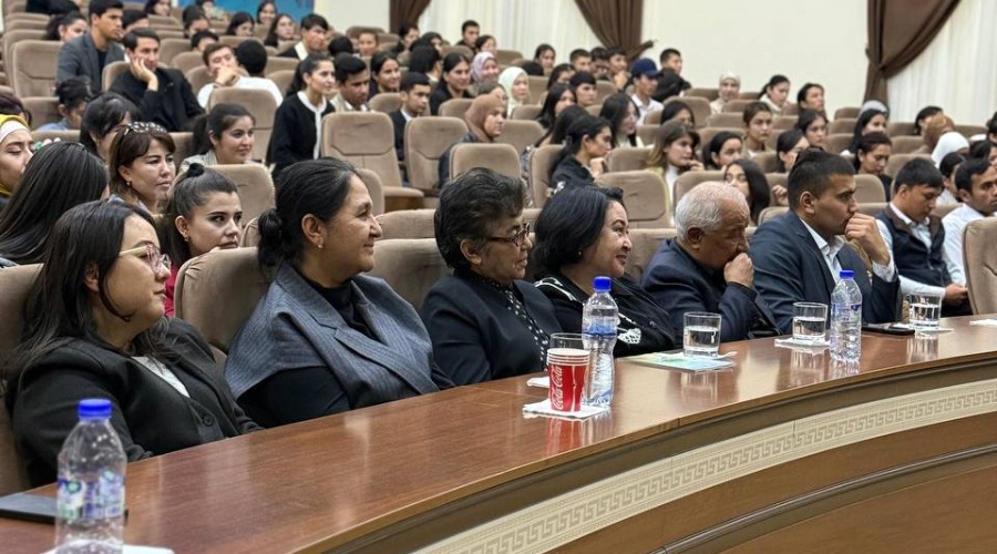 CHDPU San’atshunoslik fakultetida hisobot konserti!