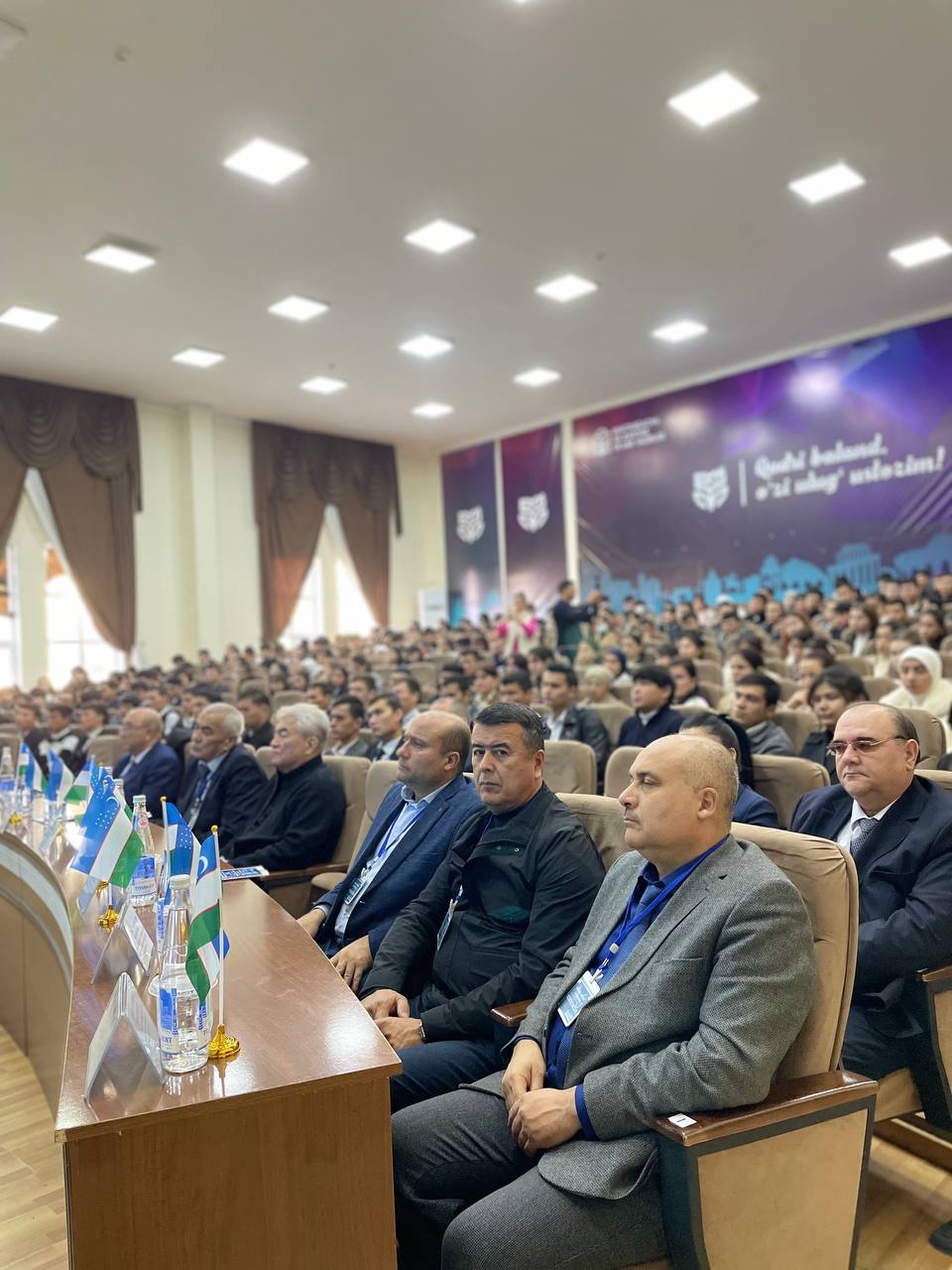 “Axborotlashgan jamiyatdan raqamlashgan jamiyat sari: ta’limdagi transformatsiyalar” mavzusidagi respublika ilmiy-amaliy anjuman Chirchiq davlat pedagogika universitetida bo‘lib o‘tdi Gallery Image