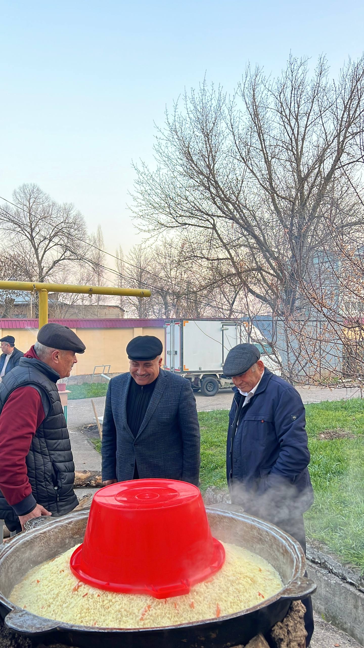 Ифтарный дастархан, наполненный духом просвещения («Праздник сумаляка») Gallery Image