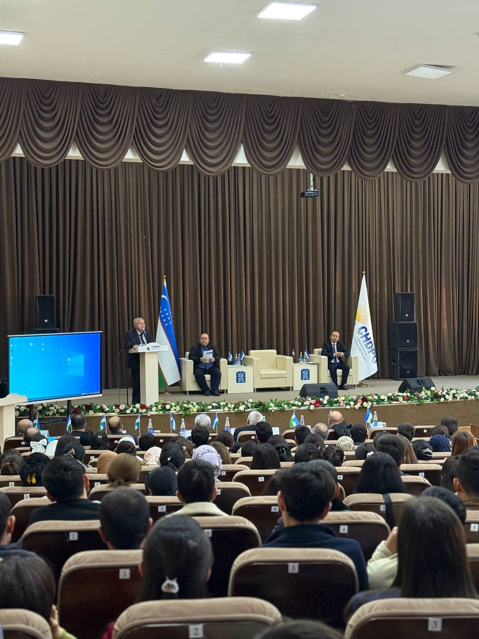 “Axborotlashgan jamiyatdan raqamlashgan jamiyat sari: ta’limdagi transformatsiyalar” mavzusidagi respublika ilmiy-amaliy anjuman Chirchiq davlat pedagogika universitetida bo‘lib o‘tdi Gallery Image