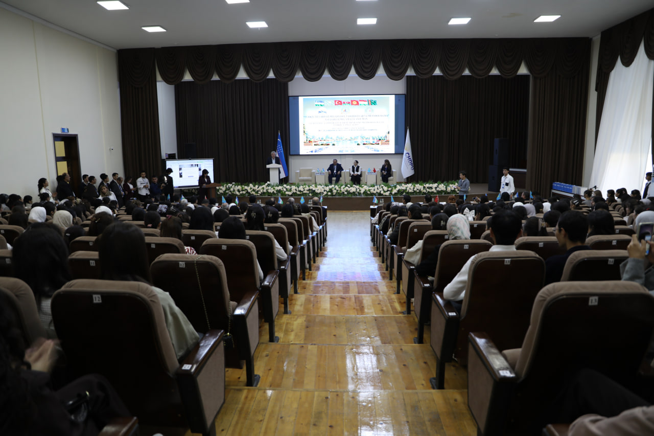 “Turkiy tillarda ilmiy-qiyosiy tadqiqotlar va metodologiya” mavzusida xalqaro ilmiy-amaliy konferensiya bo‘lib o‘tdi Gallery Image