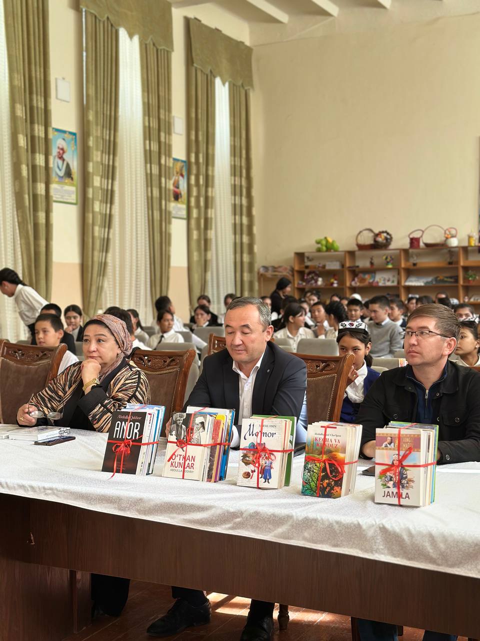 Within the scope of the 'Sharing Knowledge' project, the visit of writers to general education schools was carried out. Gallery Image