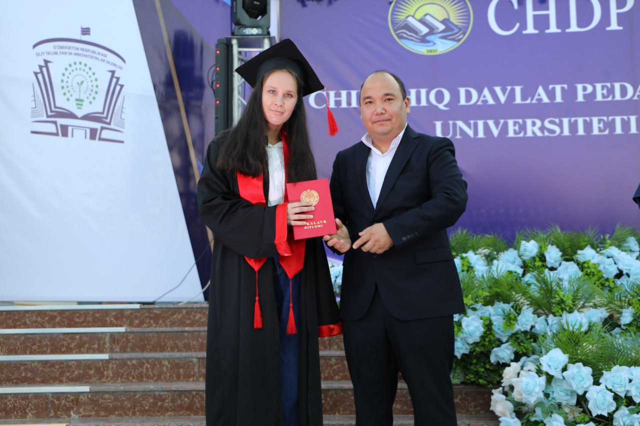 “Bitiruv kechasi – 2026”: Pedagogika sohasining yangi avlod mutaxassislari katta hayot sari kuzatildi Gallery Image