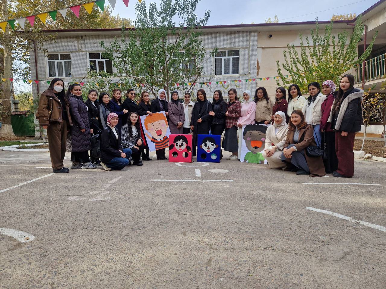 14-noyabr – Xalqaro Logopedlar kuni munosabati bilan ChDPU Pedagogika fakulteti Logopediya yo‘nalishi talabalari tomonidan 10 kunlik dekada yuqori saviyada o‘tkazildi. Gallery Image