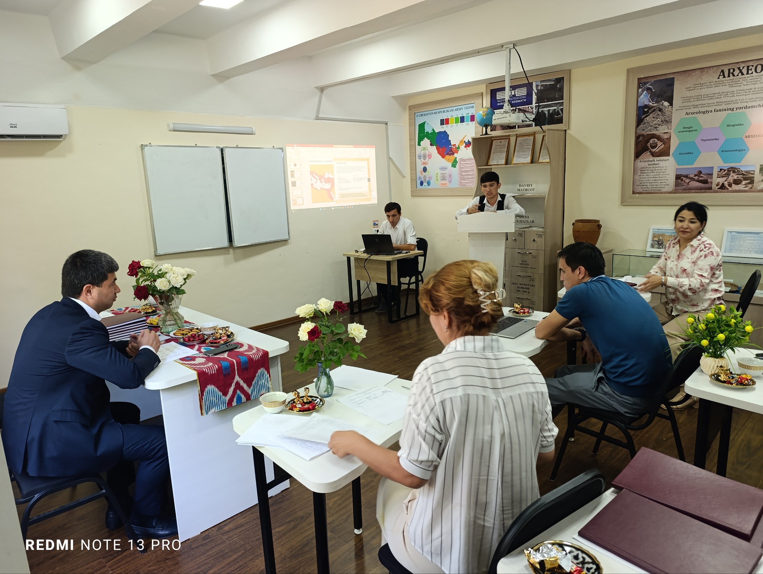 Gumanitar fanlar fakultetida bitiruv malakaviy ishlar himoyasi bo‘lib o‘tdi. Gallery Image