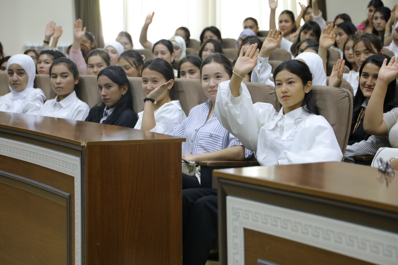 Psixolog bilan suhbat bo'lib o'tdi Gallery Image