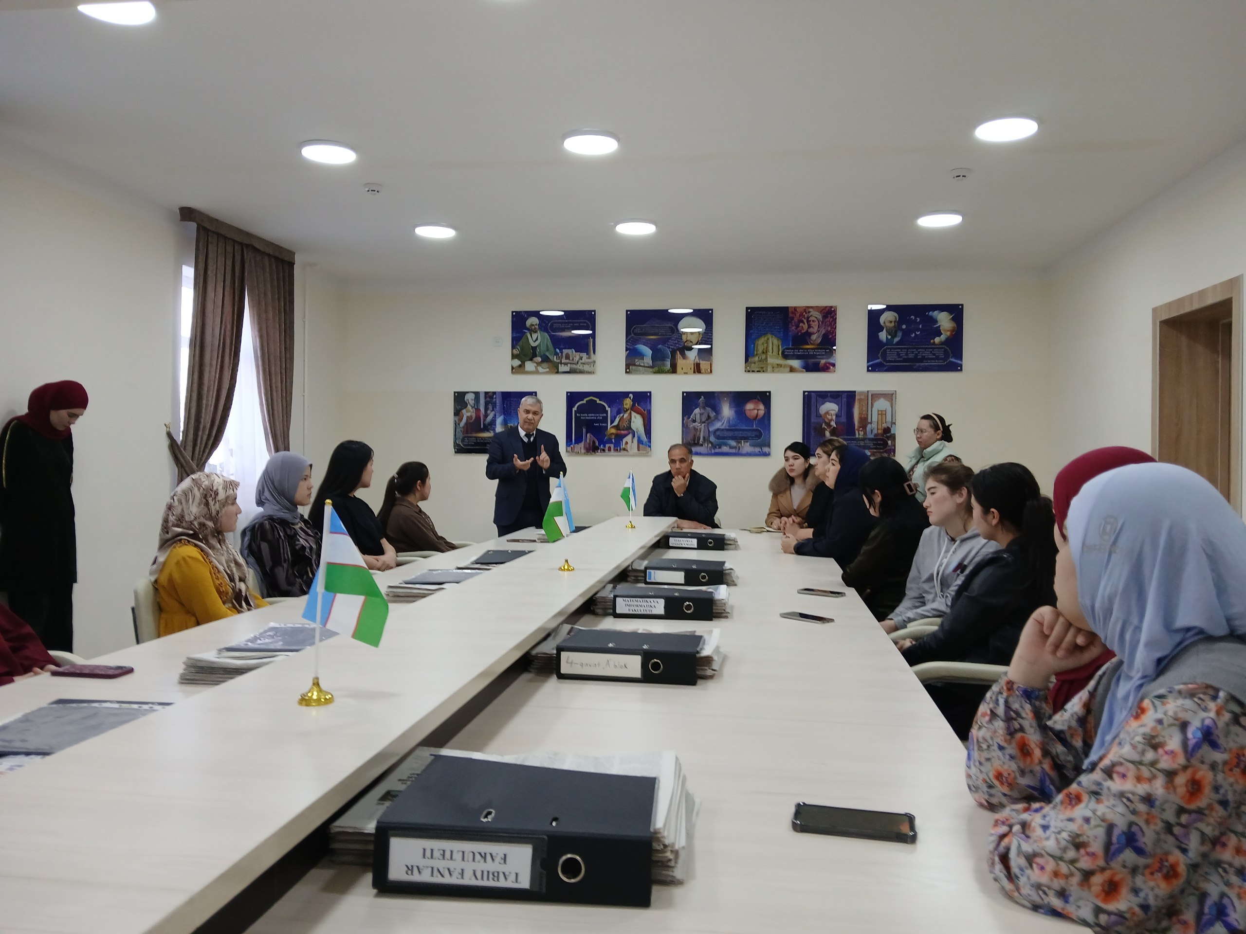 Tabiiy fanlar fakulteti rahbariyati talabalar turar joyidagi sharoitlarni o‘rgandi Gallery Image
