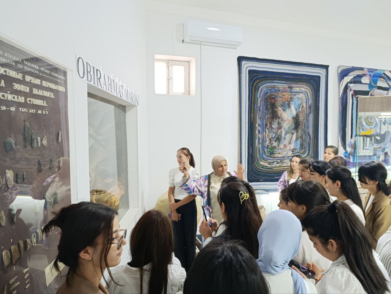 Chirchiq davlat pedagogika universiteti talabalari Chirchiq shahar muzeyiga tashrif buyurdi. Gallery Image