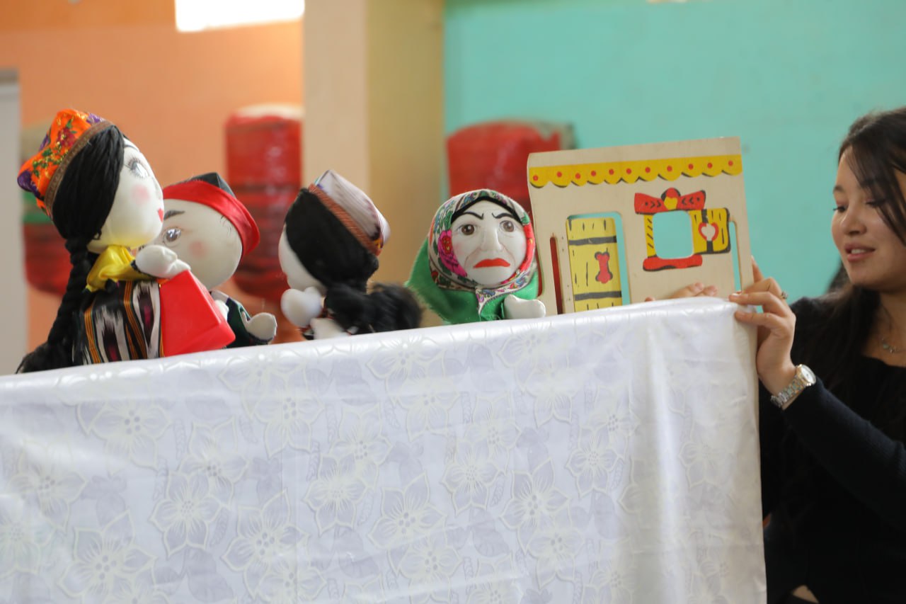 “Ochiq osmon ostidagi maktab” — mehr, metodika va innovatsiya uyg‘unligi Gallery Image