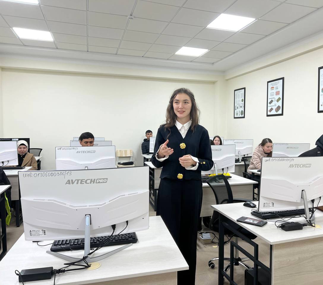 Chirchiq davlat pedagogika universiteti San’atshunoslik fakultetida yoshlar uchun ilhomlantiruvchi va amaliy seminar tashkil etildi. Gallery Image
