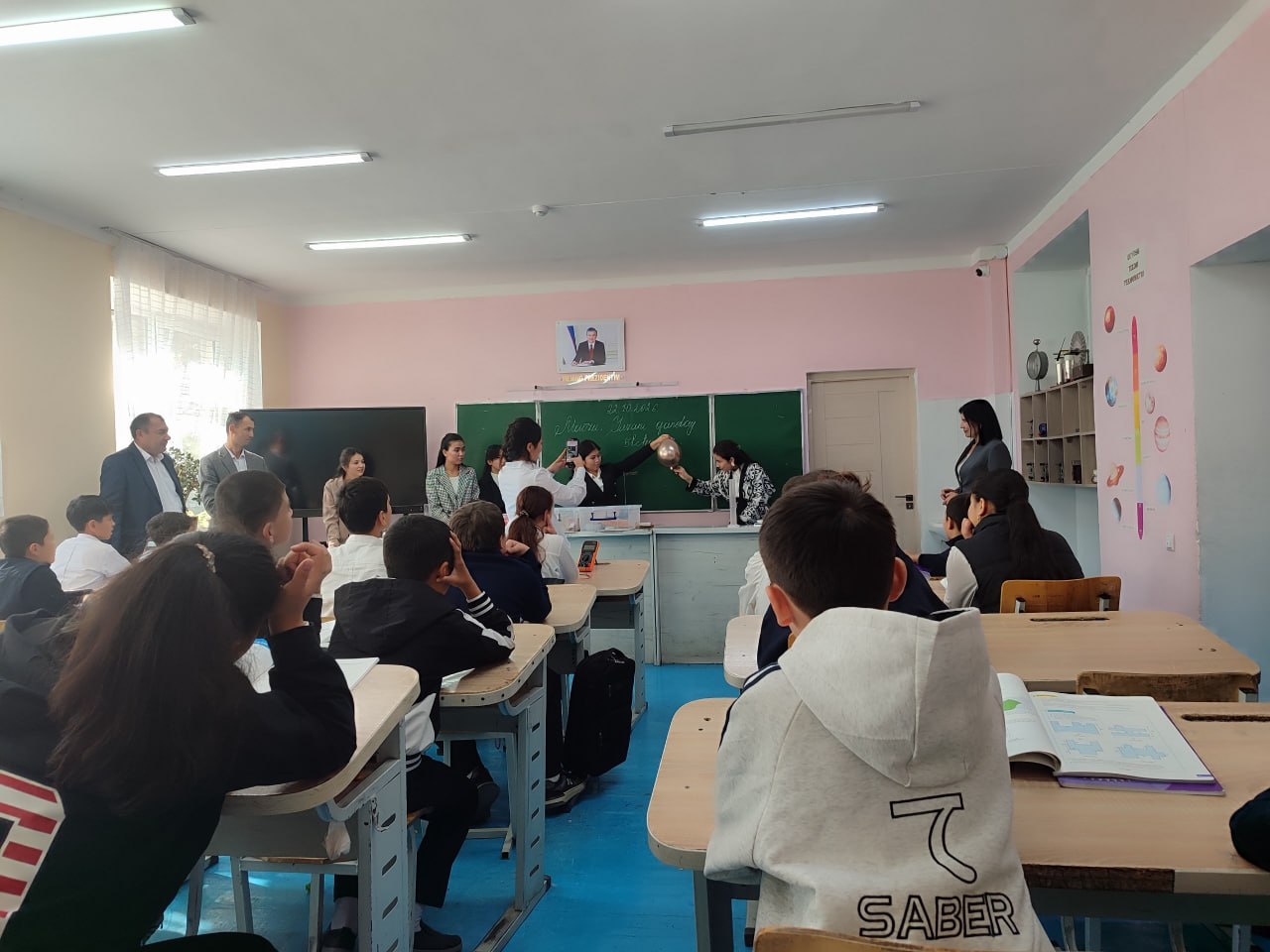 Universitet–maktab hamkorligi: fizika ta’limida ilm va amaliyot uyğunligi Gallery Image