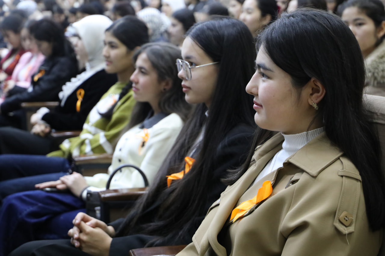 “Xotin-qizlarga nisbatan zo‘ravonlikka barham berish xaqlaro kuni” munosabati bilan o‘tkazilgan tadbir tafsiloti Gallery Image