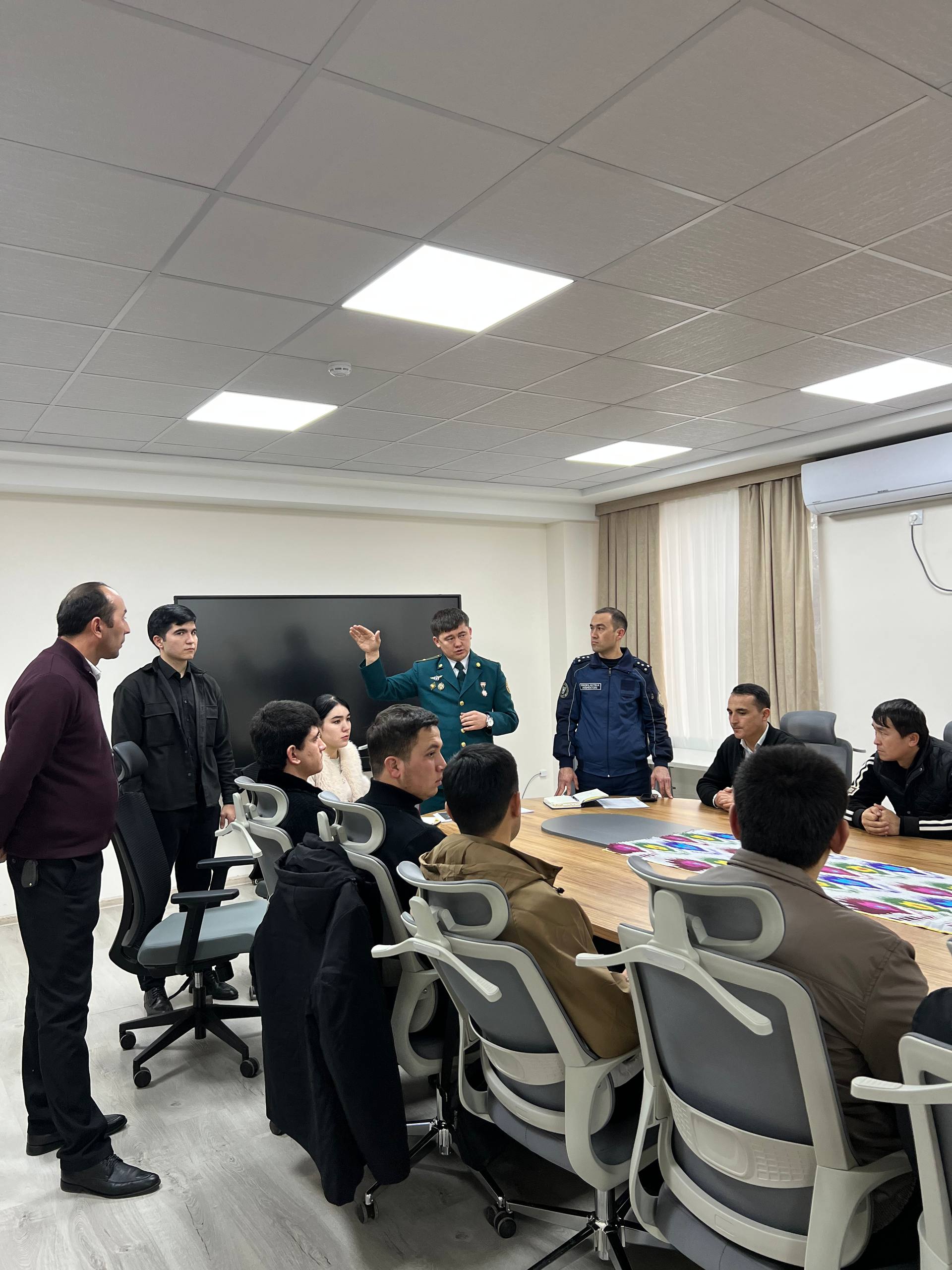 "Kiberxavfsizlik va uning salbiy oqibatlari"ga bag‘ishlangan davra suhbati o‘tkazildi Gallery Image