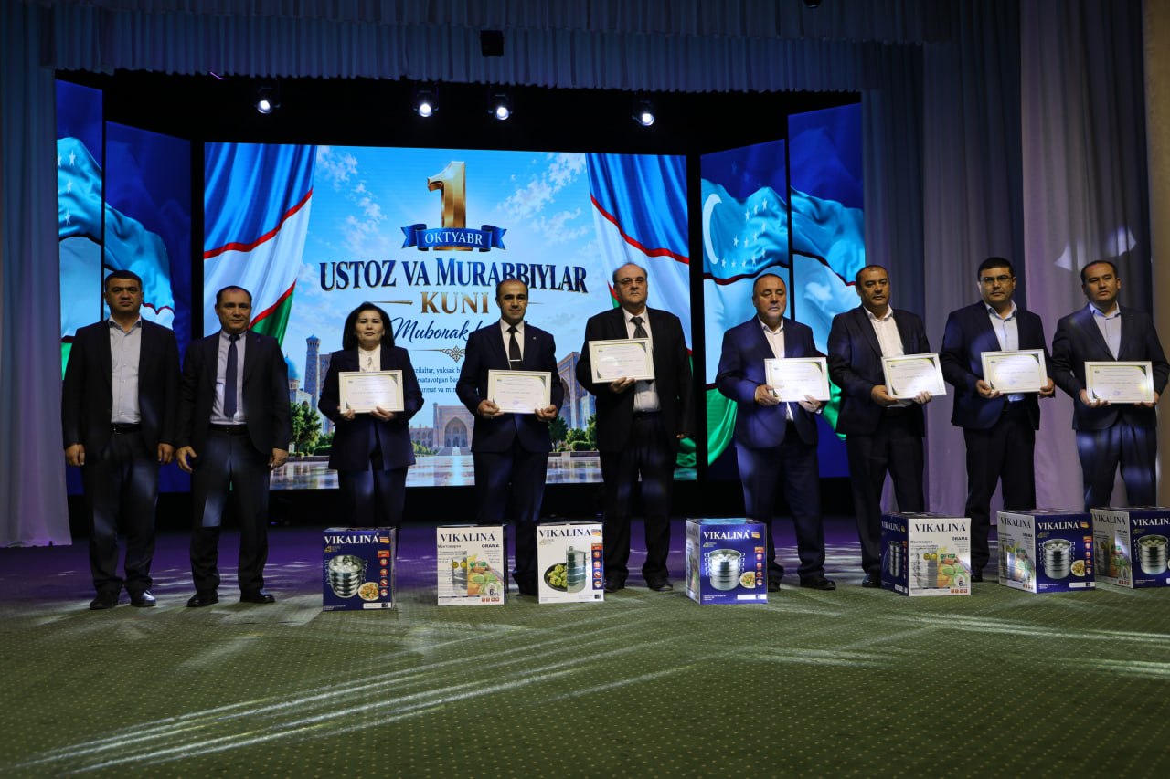 Universitetimizda talabalikka bag‘ishlov hamda ustoz va murabbiylar kuniga bag‘ishlangan tadbir o‘tkazildi Gallery Image