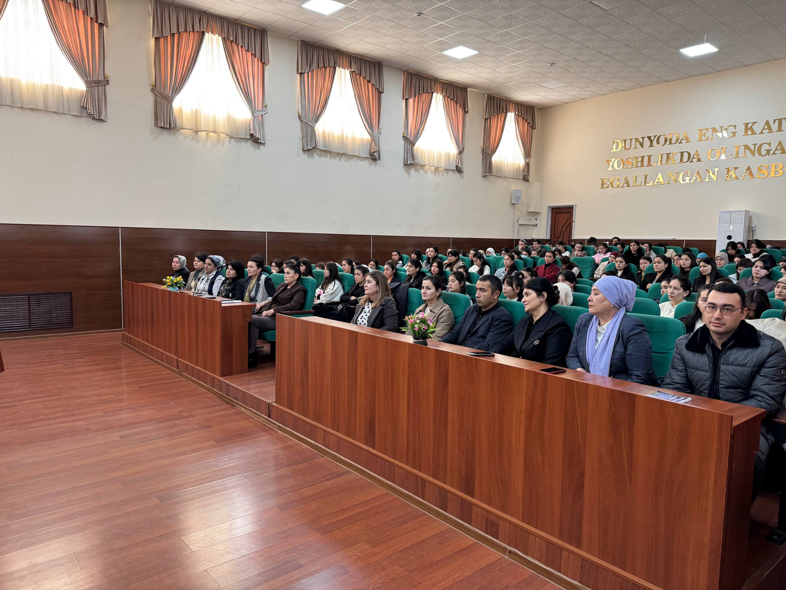 Tabiiy fanlar fakultetida yoshlar bilan uchrashuv bo‘lib o‘tdi Gallery Image