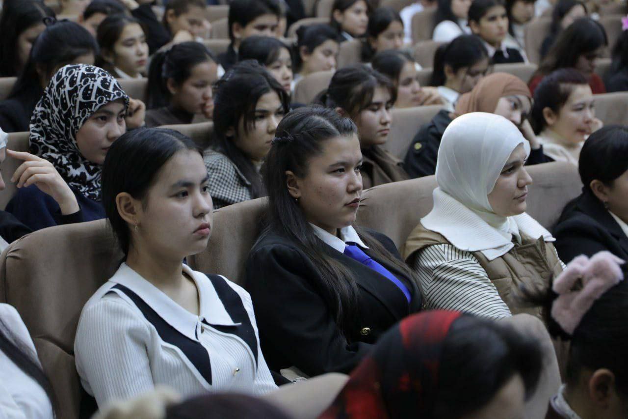 Chirchiq davlat pedagogika universitetida "Kurs qo'mitalari"ning 2-son yig'ilishi bo'lib o'tdi Gallery Image
