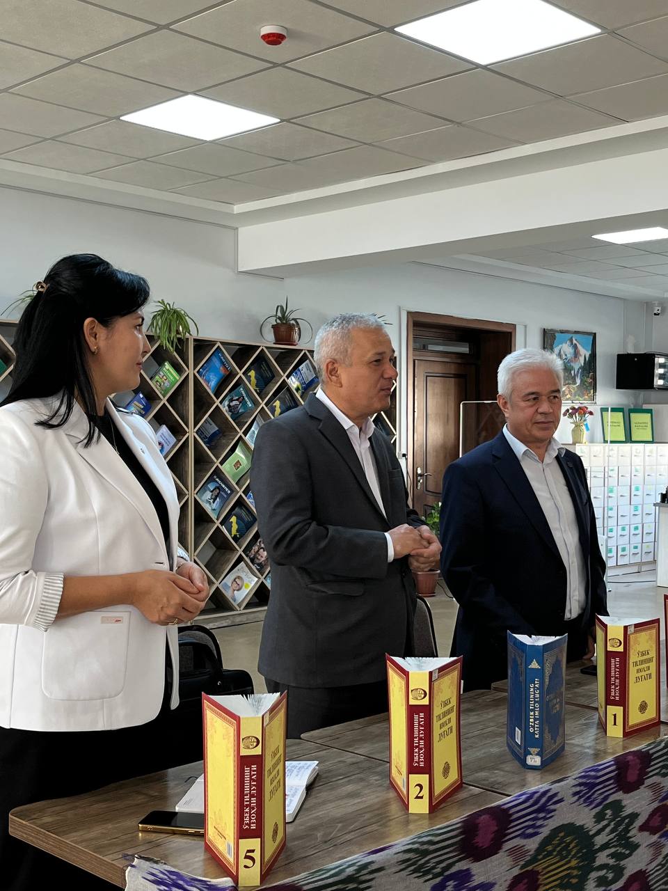 “O‘zbek tilim — ko‘hna tilim” Gallery Image