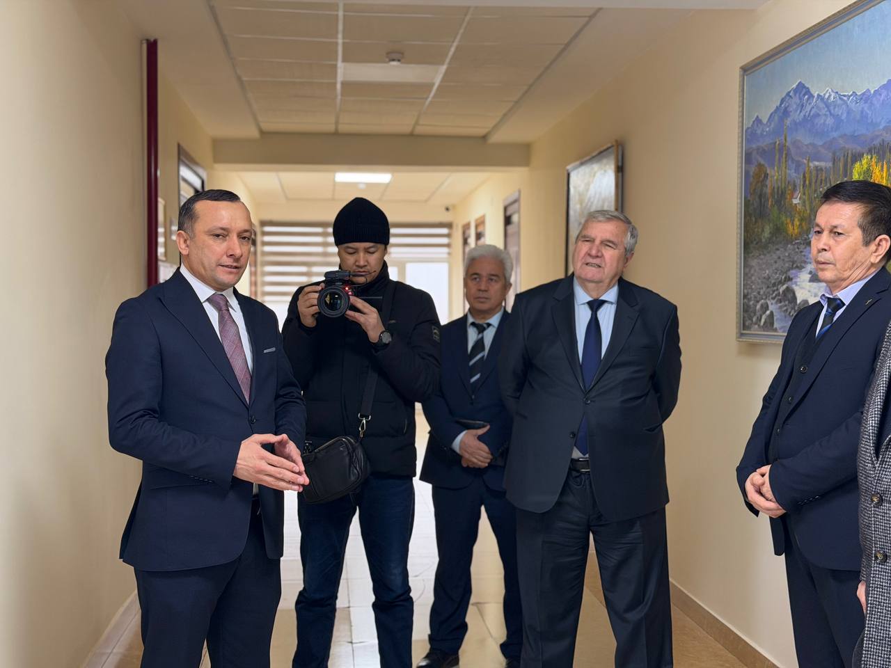 Universitet faollari aniq fanlar ta’limidagi o‘zgarishlar taqdimoti bilan tanishdi Gallery Image