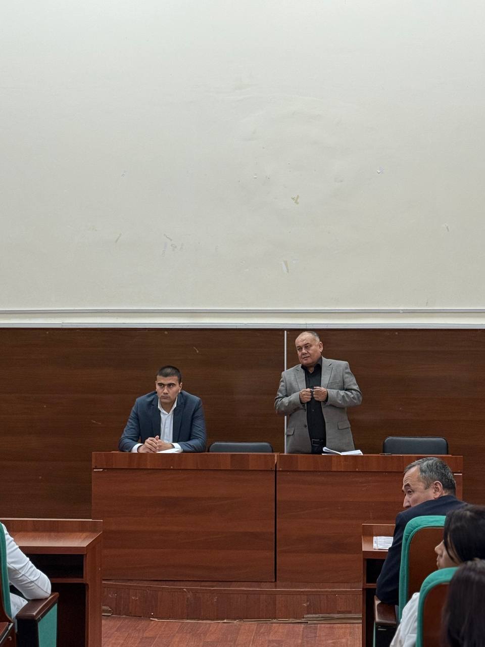 “Kelajak soatlari” mavzusida seminar bo‘lib o‘tdi Gallery Image