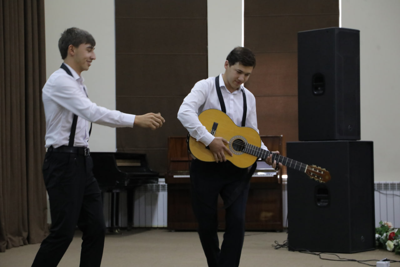 ChDPU Xalqaro Turizm kuni keng nishonlandi. Fotojamlanma Gallery Image