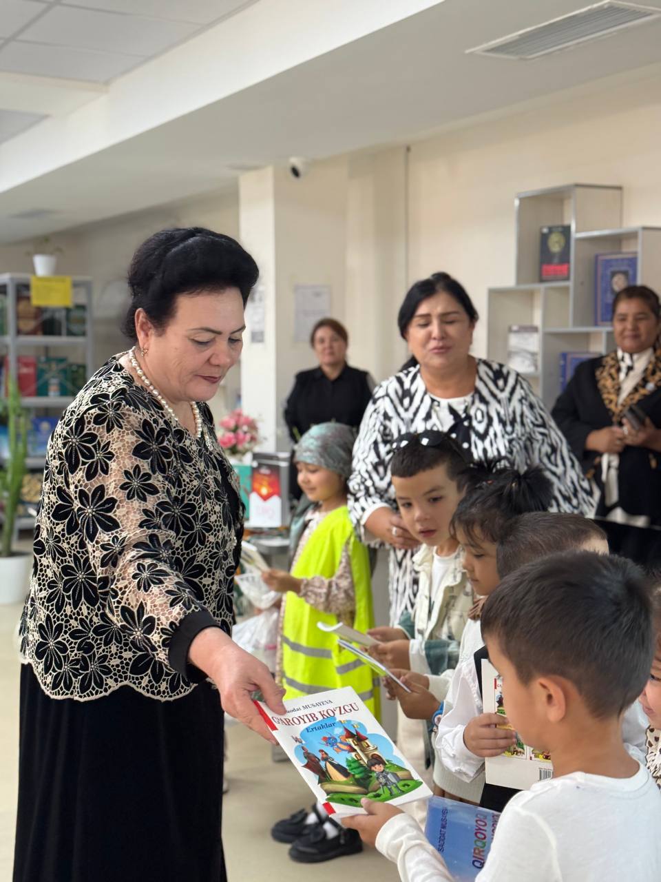 Maktabgacha ta’lim fakultetida shoira Saodat Musayeva kitobining taqdimoti bo‘lib o‘tdi Gallery Image