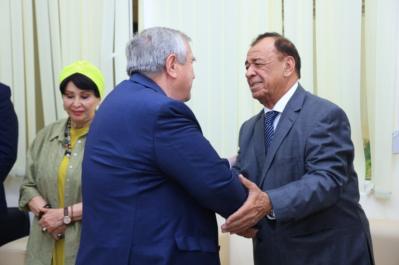San'at va ilm chorrahasida: Tesha Mo‘minov ijodiga nazar Gallery Image