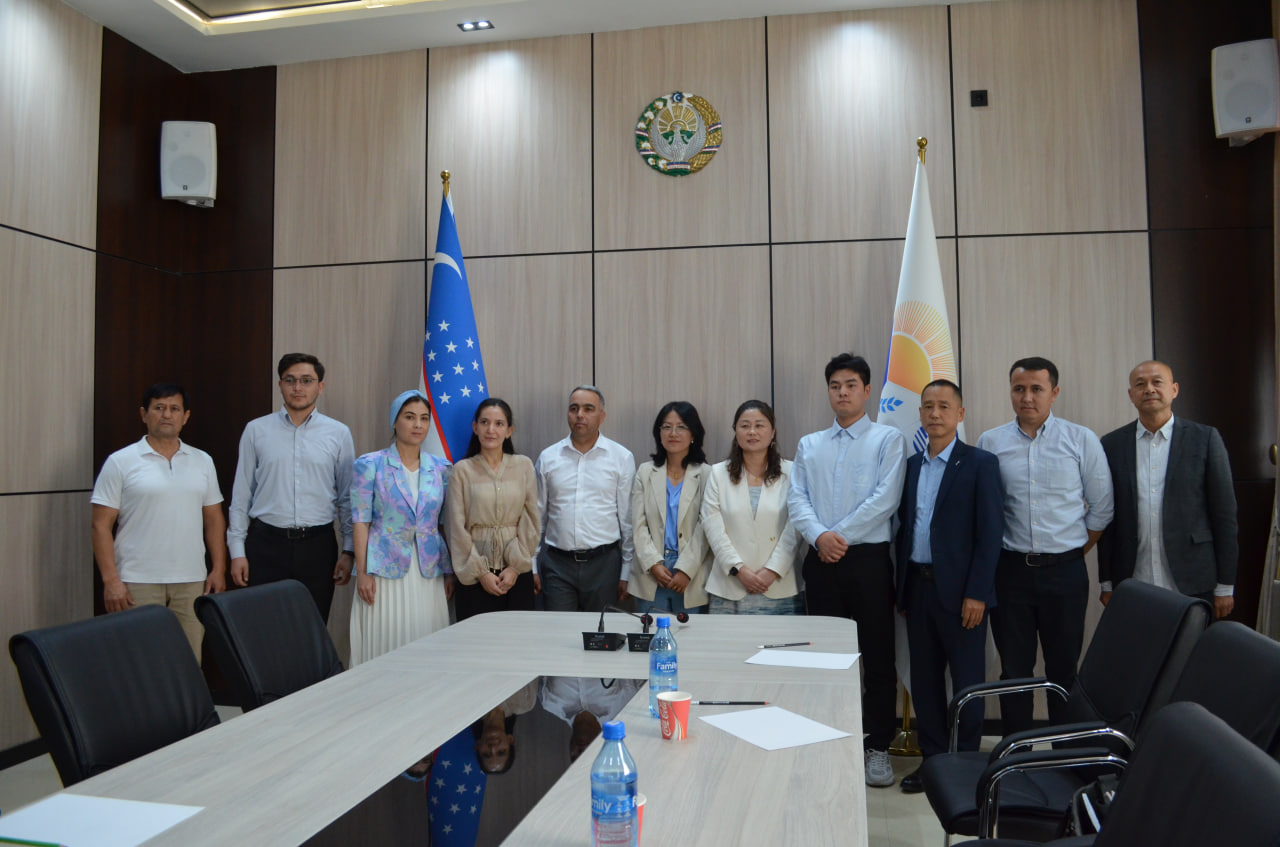 Cooperation Prospects Discussed with Delegation from Beijing University of Law Gallery Image