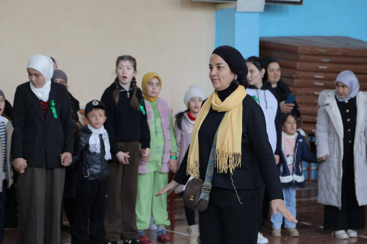 “Ochiq osmon ostidagi maktab” — mehr, metodika va innovatsiya uyg‘unligi Gallery Image