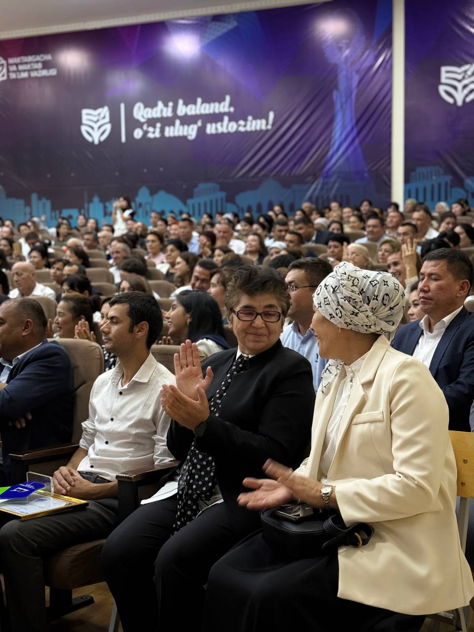 CHDPUda Ustoz va murabbiylar kuni munosabati bilan bayram tadbiri bo‘lib o‘tdi! Gallery Image